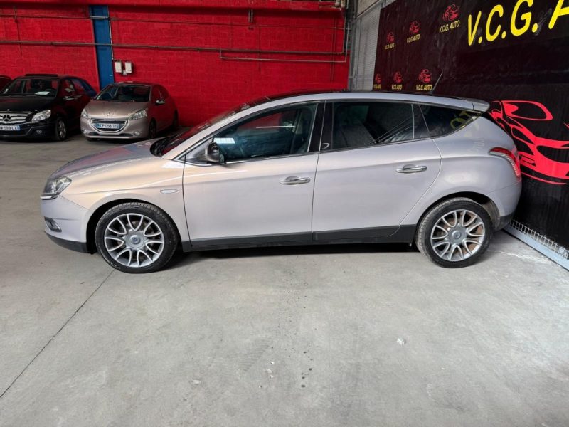 LANCIA DELTA 1.4i T-jet 120 Platino 