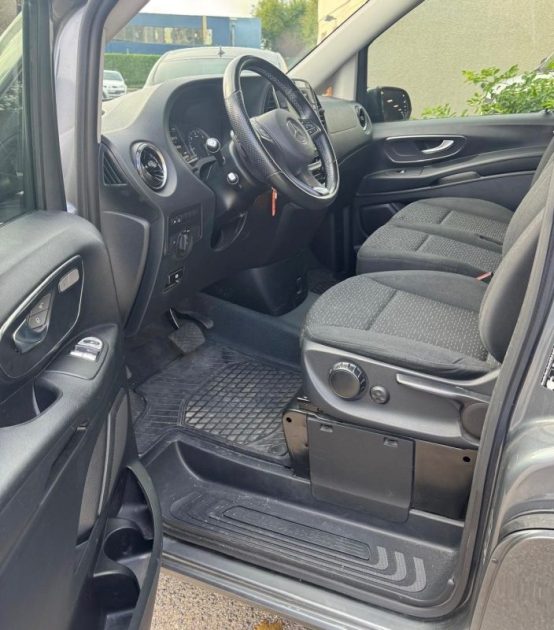 MERCEDES BENZ VITO 2023