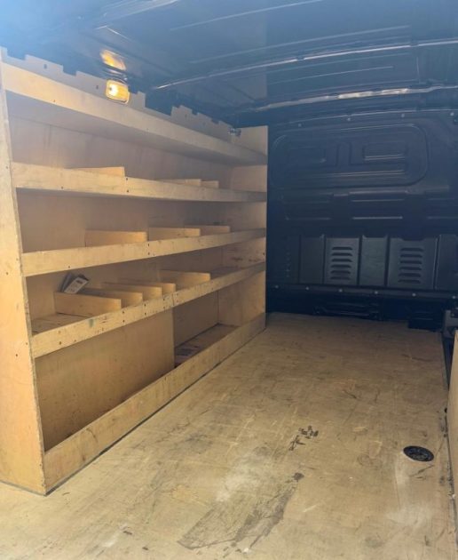 MERCEDES BENZ VITO 2023