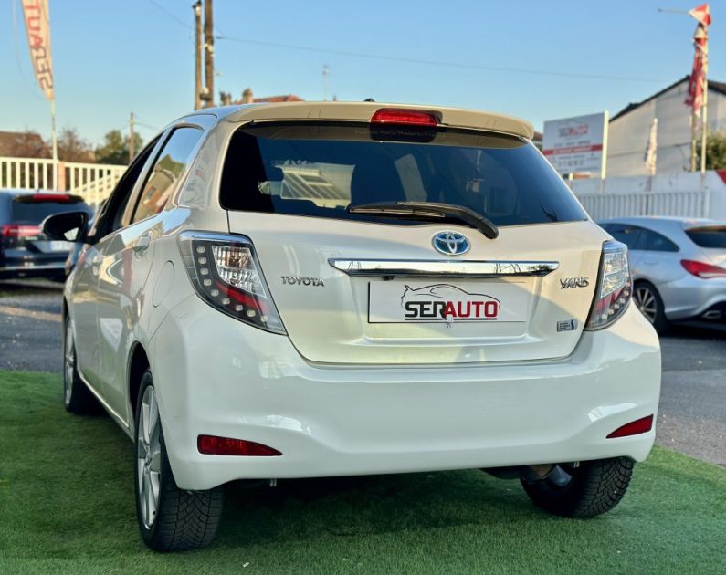 TOYOTA YARIS 1.5 HYBRID 100H STYLE 5P