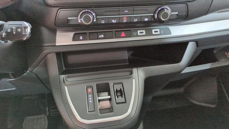 Citroën Jumpy fourgon nouveau M bluehdi 180 s&s eat8 + pack connectivite + camera + full led