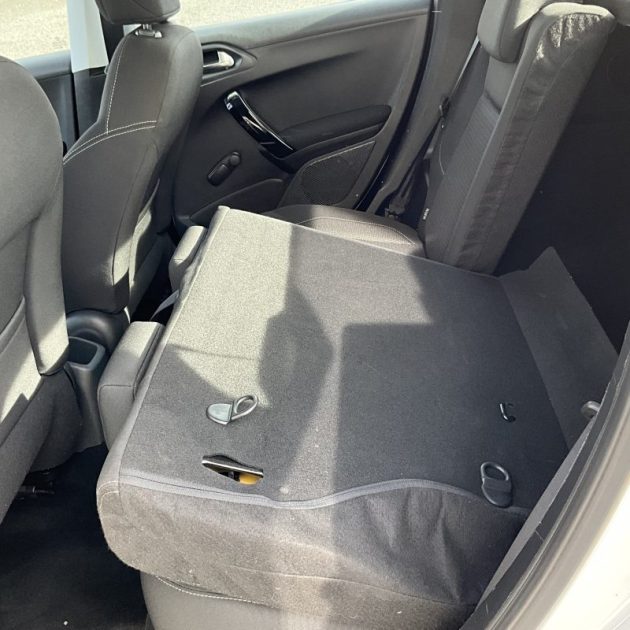 PEUGEOT 208 1,6 BLUE-HDI 75 CV ACTIVE BUSINESS 