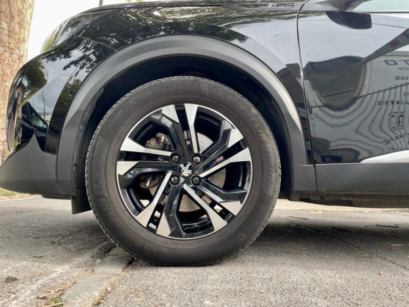 PEUGEOT 2008 1.5 BlueHDI 130 ALLURE EAT8 **1ère MAIN**