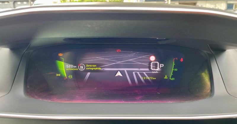 PEUGEOT 2008 1.5 BlueHDI 130 ALLURE EAT8 **1ère MAIN**