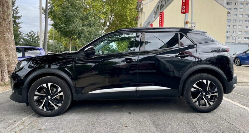 PEUGEOT 2008 1.5 BlueHDI 130 ALLURE EAT8 **1ère MAIN**