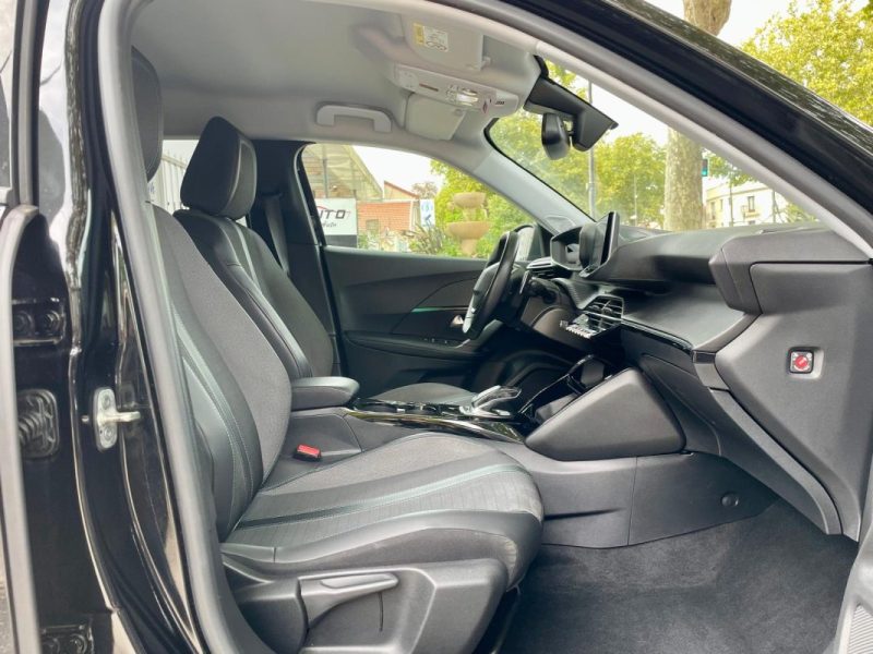 PEUGEOT 2008 1.5 BlueHDI 130 ALLURE EAT8 **1ère MAIN**