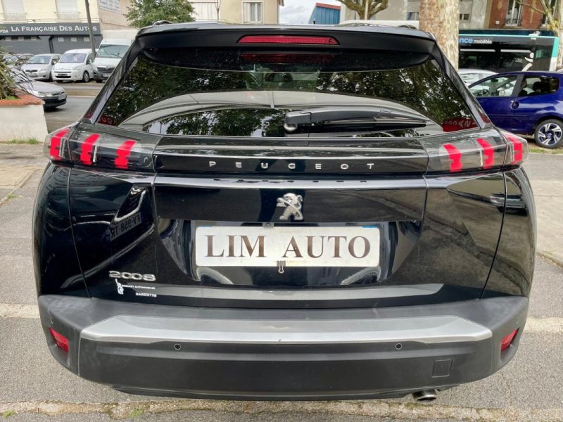 PEUGEOT 2008 1.5 BlueHDI 130 ALLURE EAT8 **1ère MAIN**