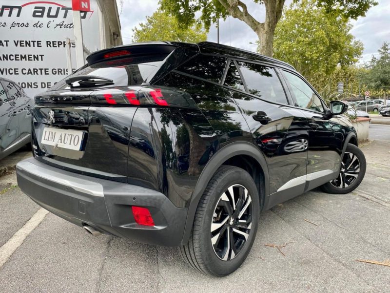 PEUGEOT 2008 1.5 BlueHDI 130 ALLURE EAT8 **1ère MAIN**