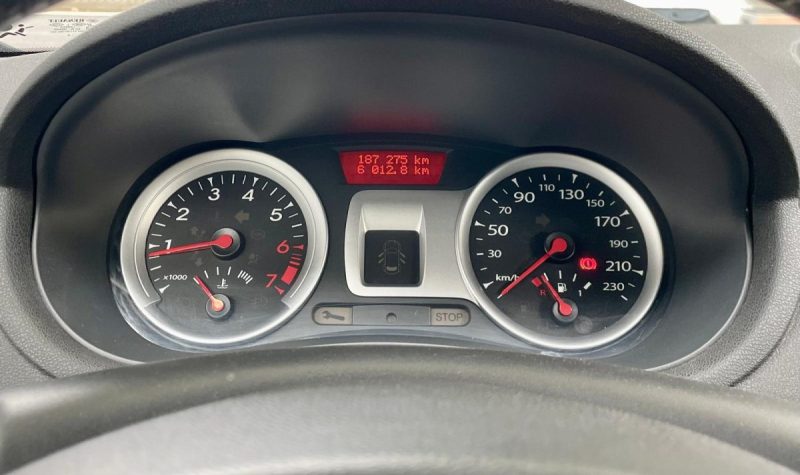 RENAULT CLIO III 1.2 TCE 100 EXCEPTION