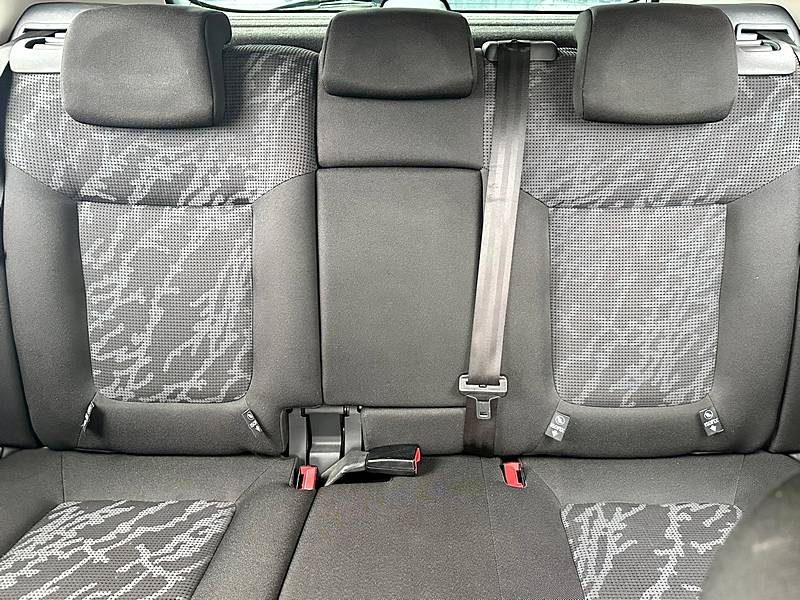 PEUGEOT 3008 Monospace 1.6L HDi 112cv PREMIUM / GARANTIE_RÉVISER 