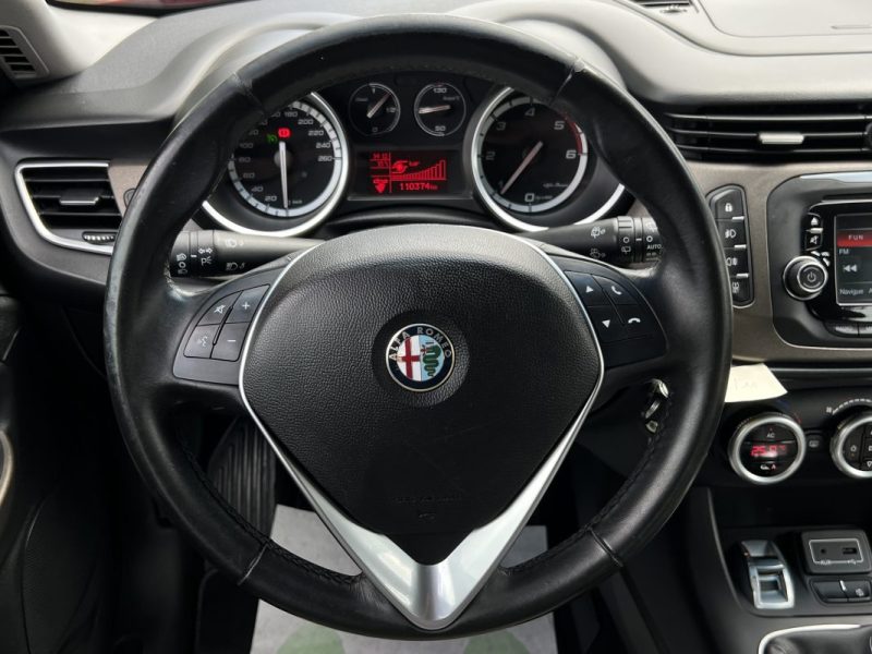 ALFA ROMEO GIULIETTA III PHASE 2 1.6 JTDM 120 Cv PREMIERE MAIN - GARANTIE 1 AN