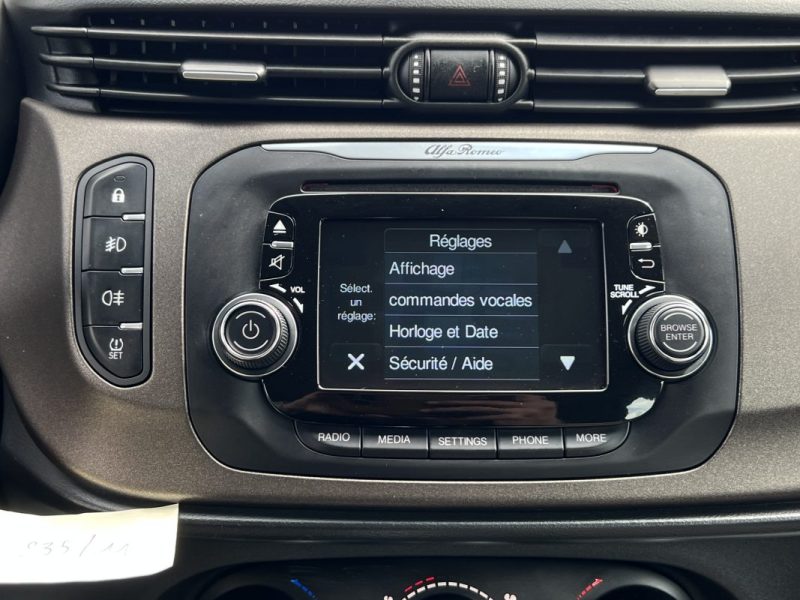 ALFA ROMEO GIULIETTA III PHASE 2 1.6 JTDM 120 Cv PREMIERE MAIN - GARANTIE 1 AN