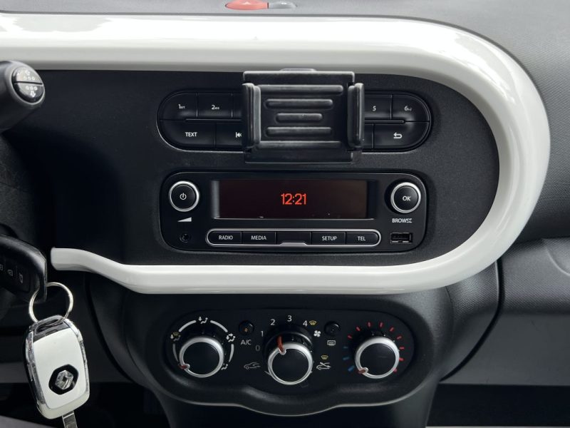 RENAULT TWINGO 3 III 0.9 TCE 90 Cv 5 PORTES / CLIMATISATION REGULATEUR CRIT AIR 1 - GARANTIE 1 AN