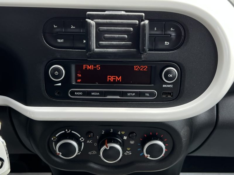 RENAULT TWINGO 3 III 0.9 TCE 90 Cv 5 PORTES / CLIMATISATION REGULATEUR CRIT AIR 1 - GARANTIE 1 AN