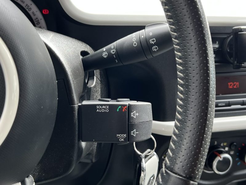 RENAULT TWINGO 3 III 0.9 TCE 90 Cv 5 PORTES / CLIMATISATION REGULATEUR CRIT AIR 1 - GARANTIE 1 AN