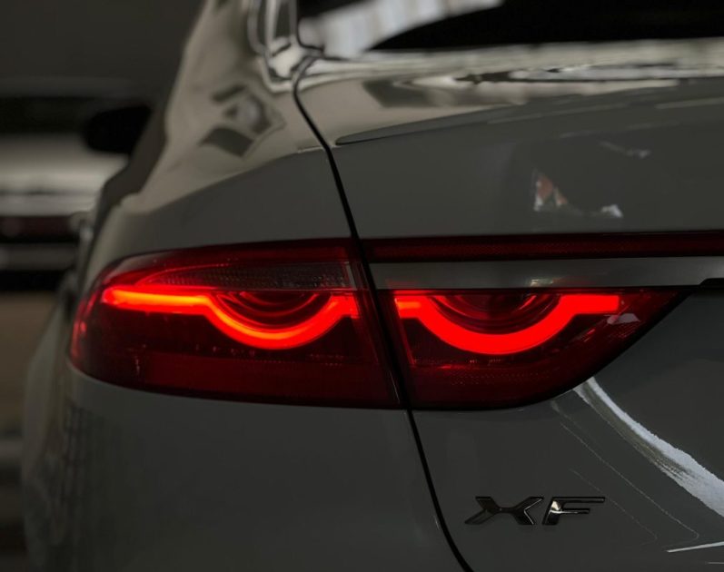 JAGUAR XF 2.0 250CH AWD R-SPORT