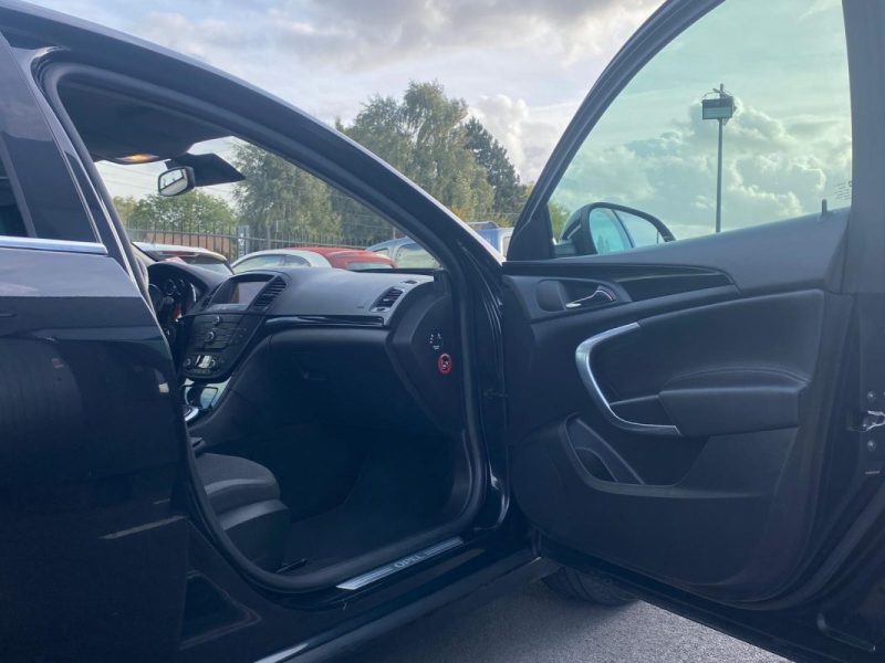 OPEL INSIGNIA 2.0 CDTI 130ch Cosmo 🚗 GPS 🧭 / Clim ❄️ / Radar recul 📡 / Garantie 3 mois ✅