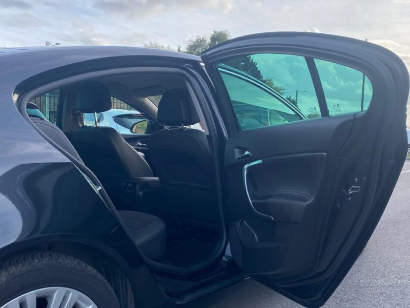 OPEL INSIGNIA 2.0 CDTI 130ch Cosmo 🚗 GPS 🧭 / Clim ❄️ / Radar recul 📡 / Garantie 3 mois ✅