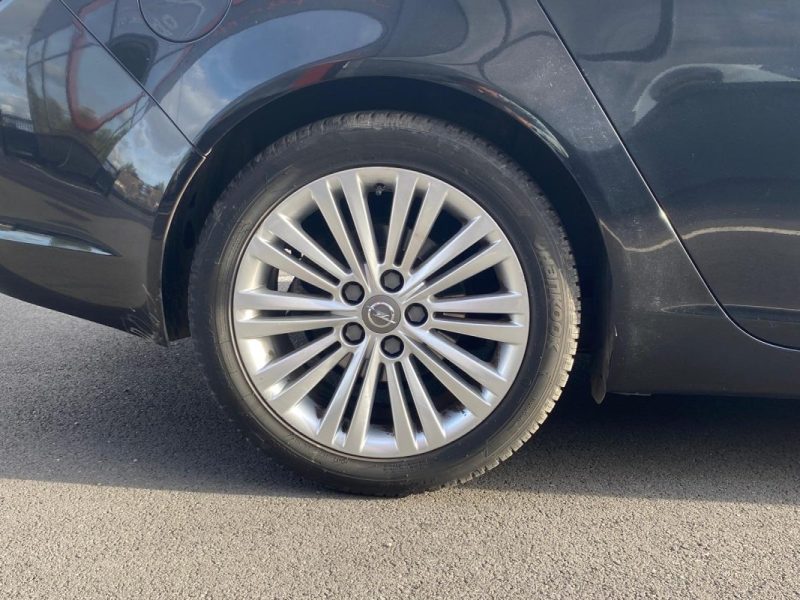 OPEL INSIGNIA 2.0 CDTI 130ch Cosmo 🚗 GPS 🧭 / Clim ❄️ / Radar recul 📡 / Garantie 3 mois ✅