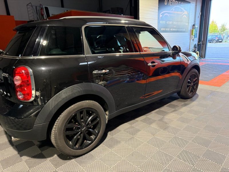 MINI COOPER 1.6 120CH R60 COUNTRYMAN Pack Chili