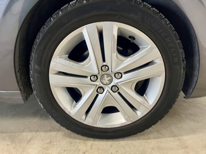 PEUGEOT 208 1.5 Bluehdi 100ch S&S Allure Business BVM6 5portes