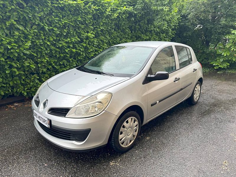 RENAULT CLIO 3 - 1.5 dCi 70ch Authentique