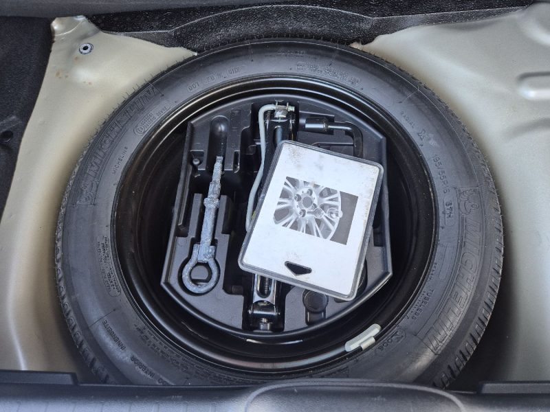 PEUGEOT 208 - 1 2013