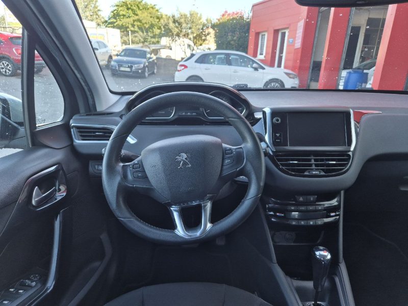 PEUGEOT 208 - 1 2013