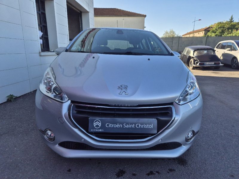 PEUGEOT 208 - 1 2013