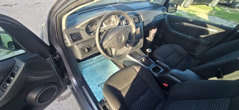 Mercedes Classe 180 CDi 2.0 CDi 16V- 109 cv – 136 000 km , 2011- Garantie 3Mois