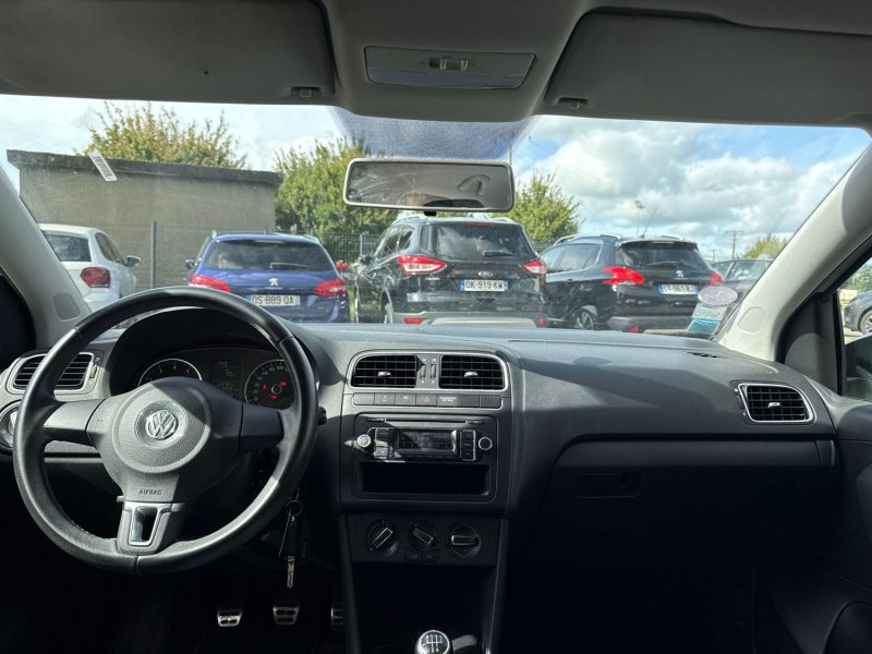 VOLKSWAGEN POLO 1.4 85ch Trendline 5p 1ère MAIN