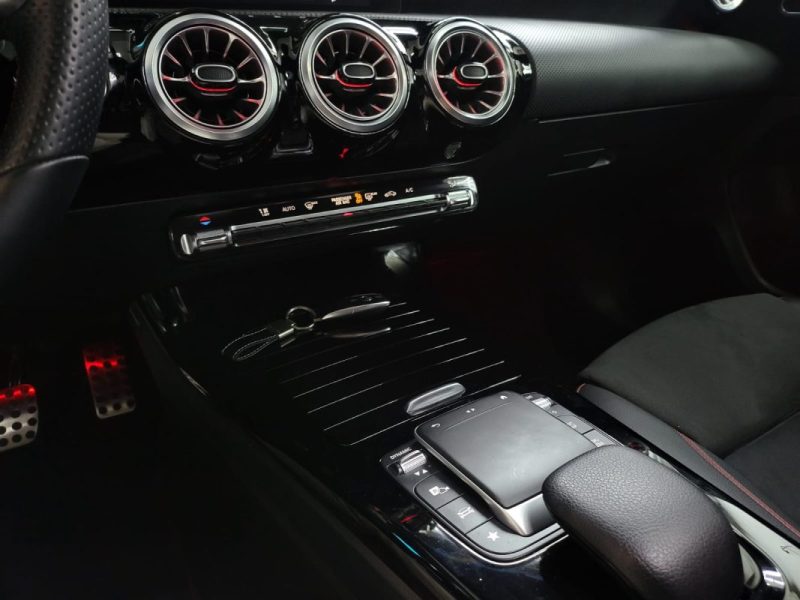 MERCEDES CLASSE A 180d 116 cv AMG LINE 8G-DCT 