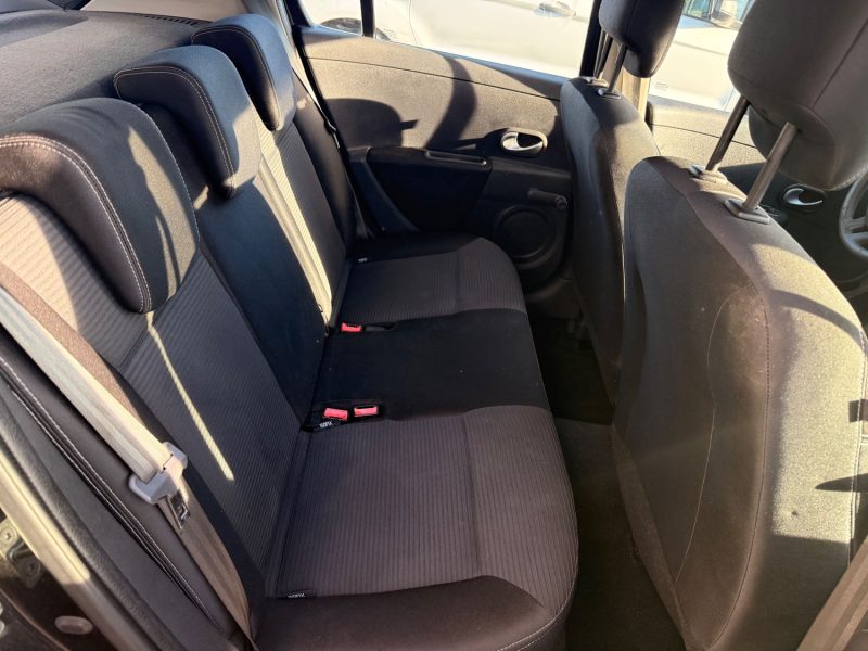 RENAULT CLIO3  1.2 16v 75CH TOMTOM-  IDEAL JEUNE PERMIS - clio 3