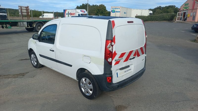 RENAULT KANGOO 1ER MAIN