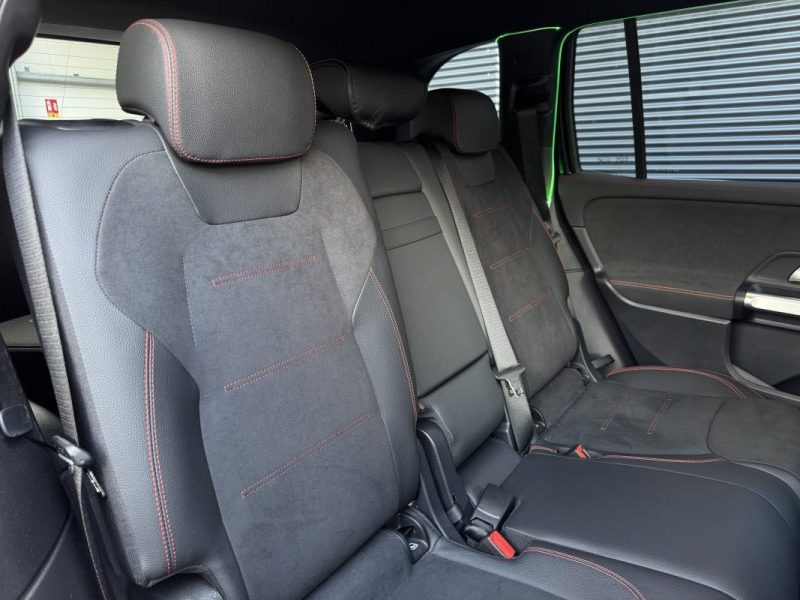 MERCEDES CLASSE EQB 250+ AMG LINE - 7 Places