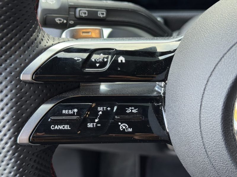 MERCEDES CLASSE EQB 250+ AMG LINE - 7 Places