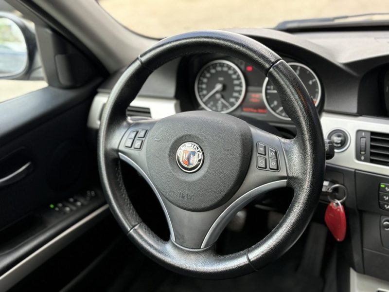 BMW SÉRIE 3 320d 2.0 184cv EDITION CONFORT - EXCELLENT ÉTAT 