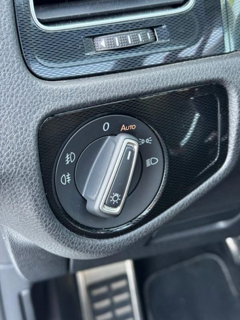 VOLKSWAGEN  GOLF 7 GTI  2014 2.0 TSI 220 / Full Options 