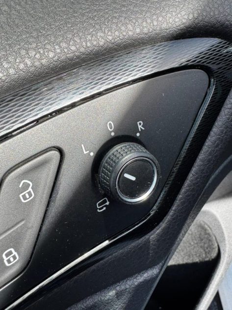 VOLKSWAGEN  GOLF 7 GTI  2014 2.0 TSI 220 / Full Options 