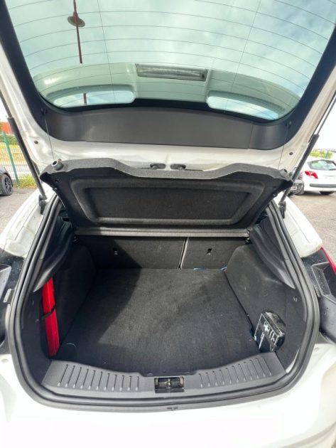 FORD  FOCUS ST 2.0 Eco Boost 250CV / Carnet Ford / CT OK / Révisée 