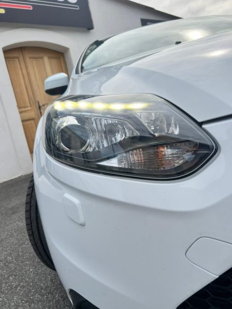FORD  FOCUS ST 2.0 Eco Boost 250CV / Carnet Ford / CT OK / Révisée 
