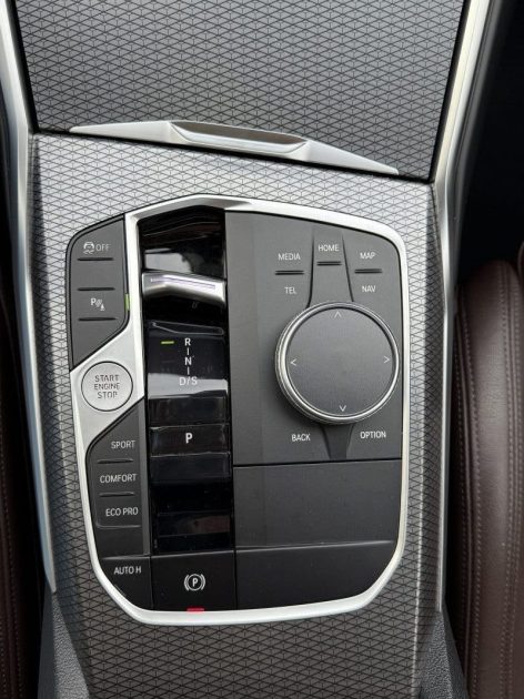 BMW SERIE 3 330dA xDrive 286 CV PACK M / HUD / TO