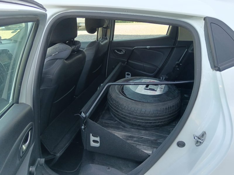 RENAULT CLIO 1.5 DCI 75 cv 2 places TVA RECUPERABLE