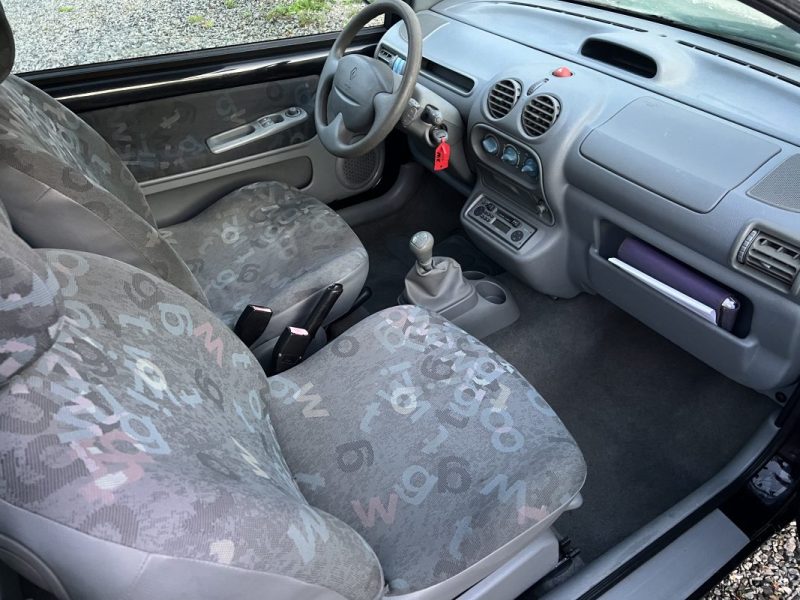 RENAULT TWINGO EMOTION 1L2i 60CV 2005 125000KM