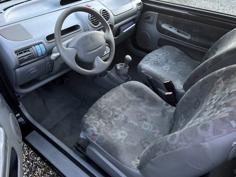 RENAULT TWINGO EMOTION 1L2i 60CV 2005 125000KM