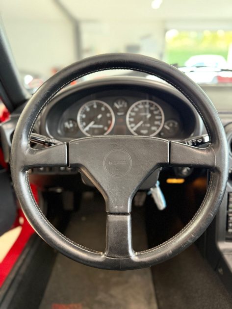 Mazda MX-5 Miata 1.6i 115ch Softtop - 1990 - Rouge- Distribution neuve - Etat Parfait - Garantie 1an