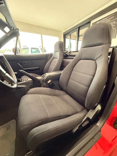 Mazda MX-5 Miata 1.6i 115ch Softtop - 1990 - Rouge- Distribution neuve - Etat Parfait - Garantie 1an