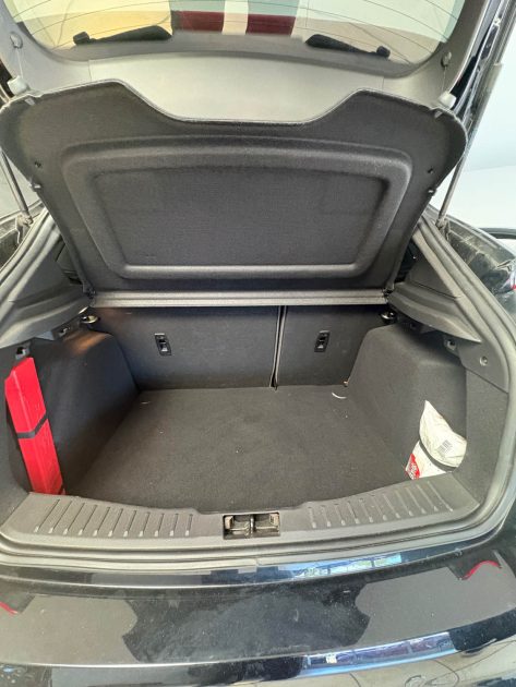 Ford Focus ST 2.0 Ecoboost 250ch - 137.100km - Carnet Complet - Révisée - CT ok - Garantie 1an