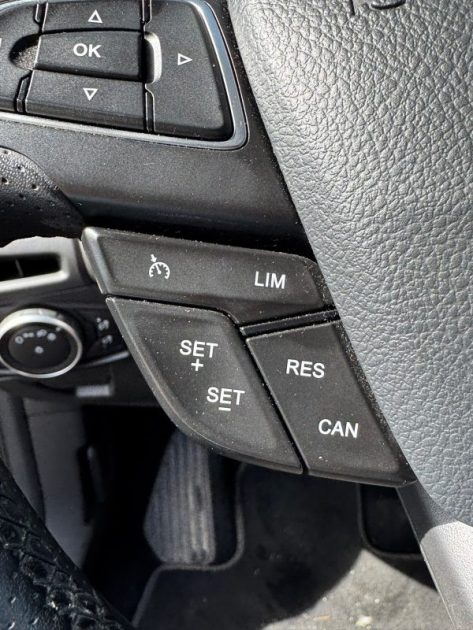 Ford Focus ST 2.0 Ecoboost 250ch - 137.100km - Carnet Complet - Révisée - CT ok - Garantie 1an