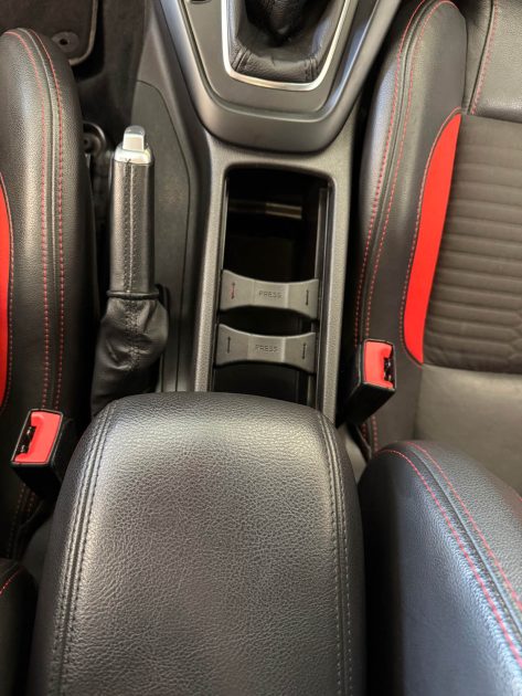 Ford Focus ST 2.0 Ecoboost 250ch - 137.100km - Carnet Complet - Révisée - CT ok - Garantie 1an